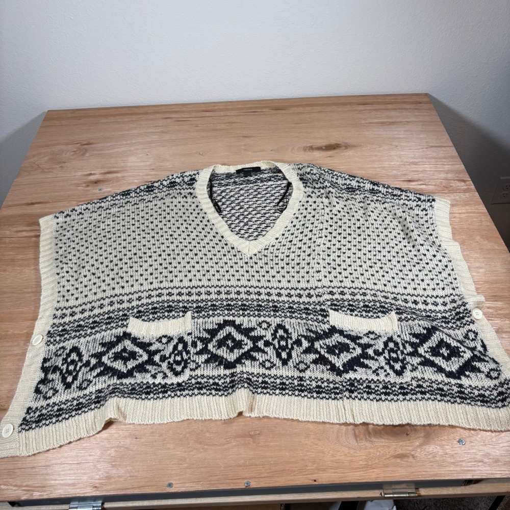 Forever 21 Womens Fair Isle Knit Poncho Sweater V-Neck Button Side Cream Black